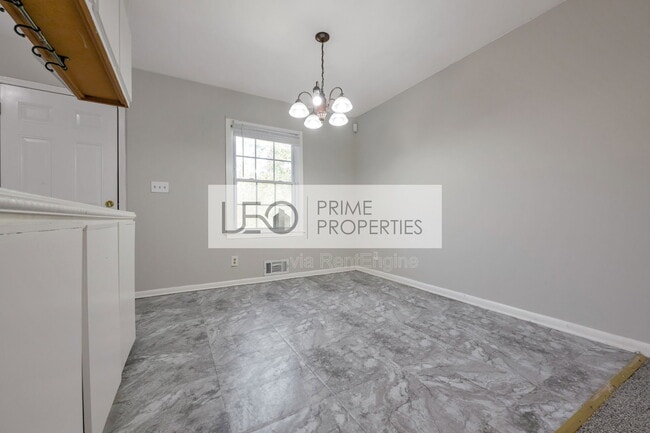 Building Photo - 3168 Bluebird Ln