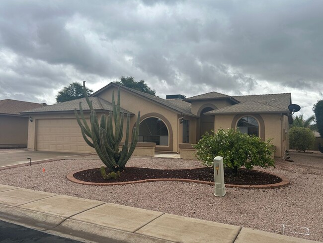 Building Photo - 3 bedroom home in Leisure World