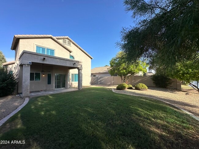 Building Photo - 4660 S Wildflower Dr
