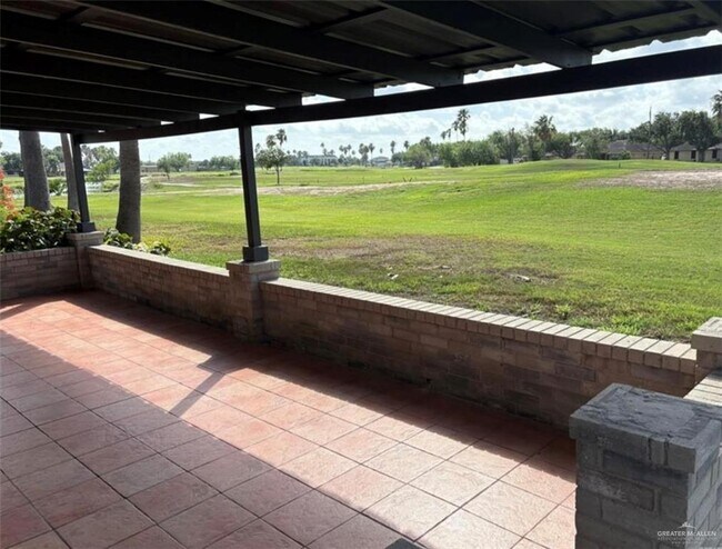 Building Photo - 12 Ashley Dr