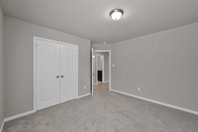 Building Photo - 14367 N Summerchase Cir