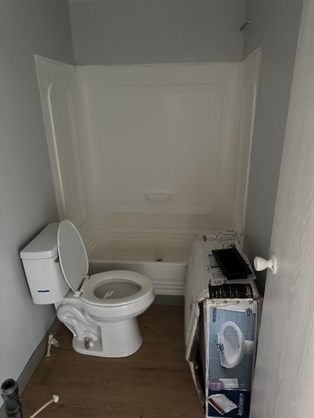 Building Photo - 2114 Rutledge Rd