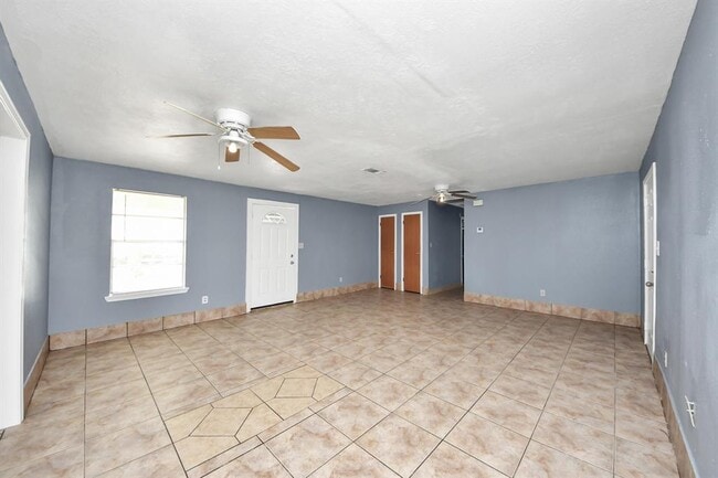Building Photo - 13710 Brownsville St