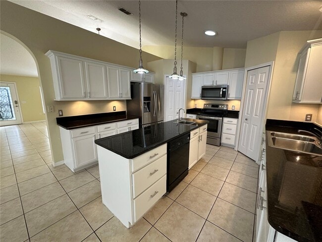 Building Photo - 5313 Sunset Canyon Dr