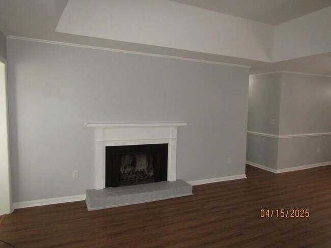 Building Photo - 603 Colony Dr