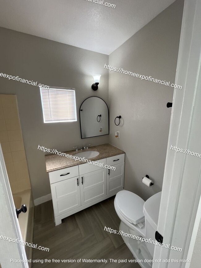 Building Photo - Nice Home For Rent