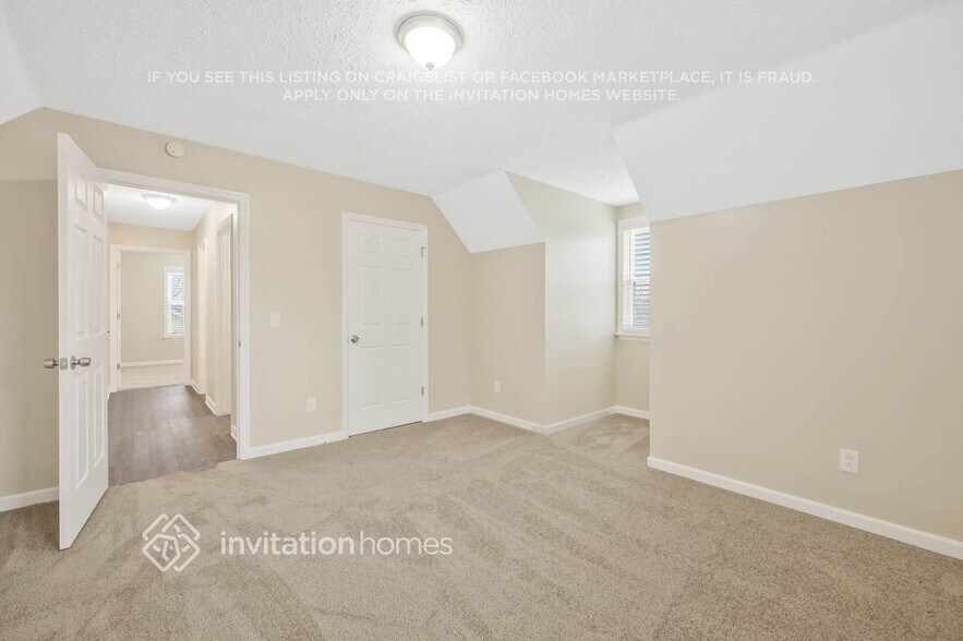 Building Photo - 4728 Greystone St