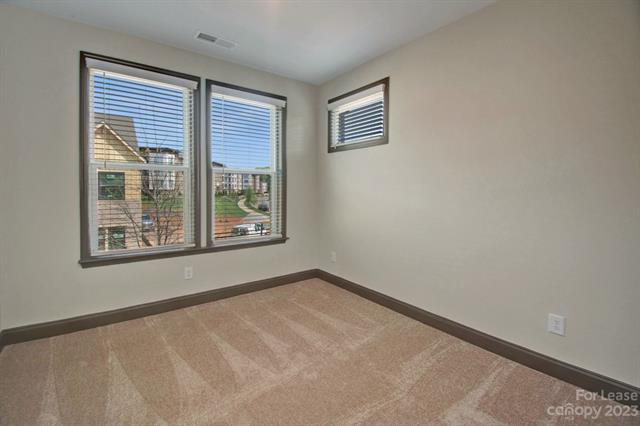 Building Photo - 6311 Southgrove St