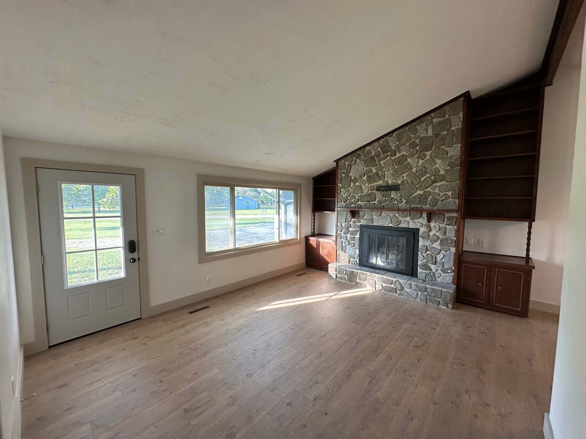 Building Photo - 2511 W Main St