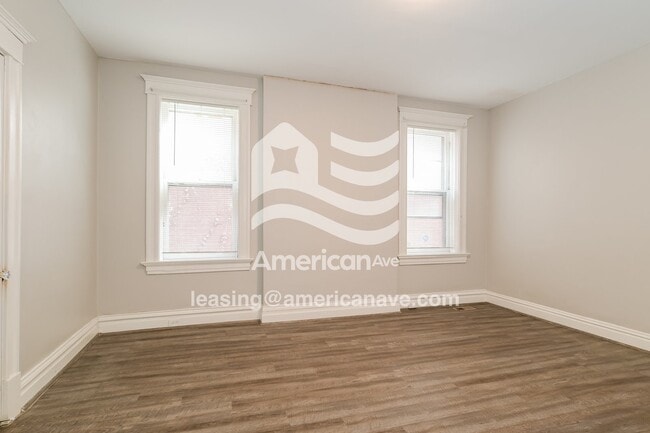 Building Photo - 3449 Alberta St