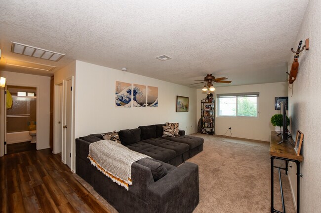 Building Photo - 11239 E 27th Pl