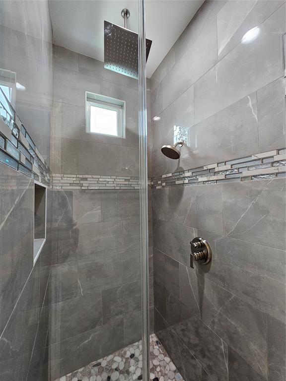 Building Photo - 169 Chickasaw