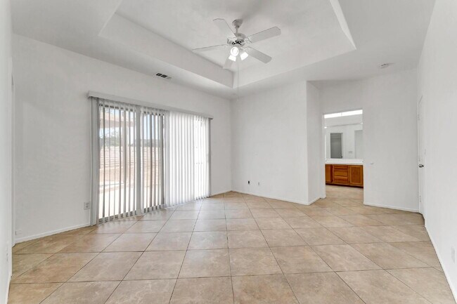 Building Photo - Single Story 3 bedroom and 2 bath home.