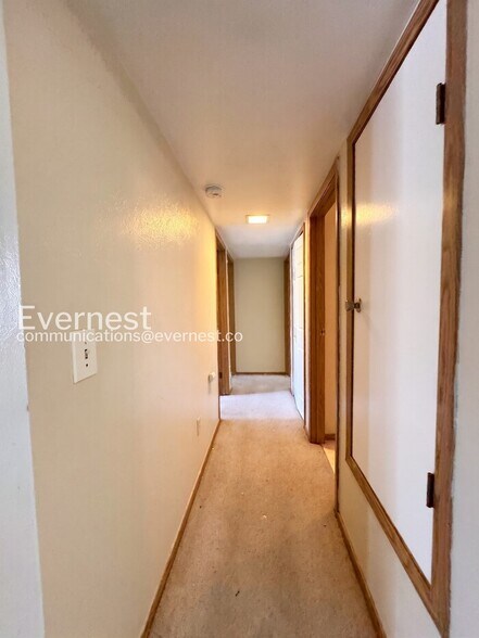 Building Photo - 15128 E Louisiana Dr
