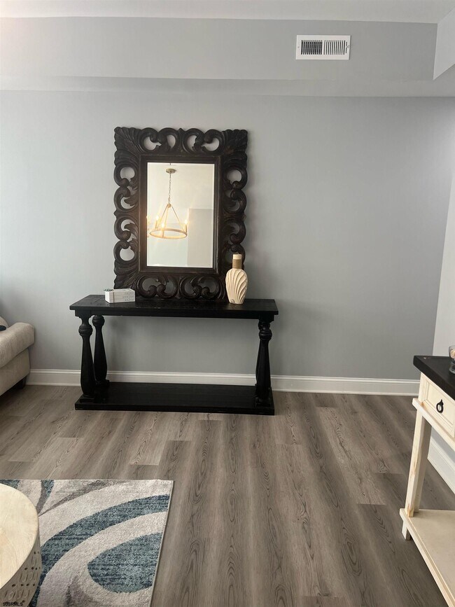 Building Photo - 3808 Ventnor Ave