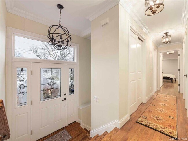 Building Photo - 5 Indian Dr