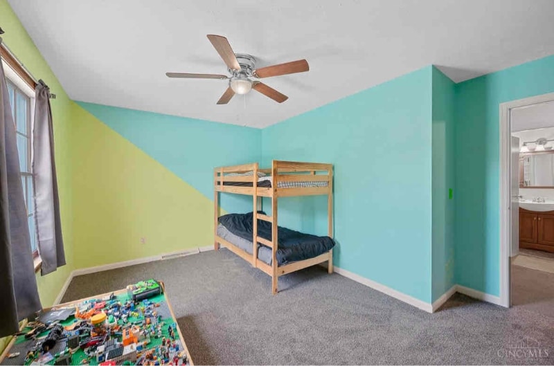 Building Photo - 1002 Stanwood Dr