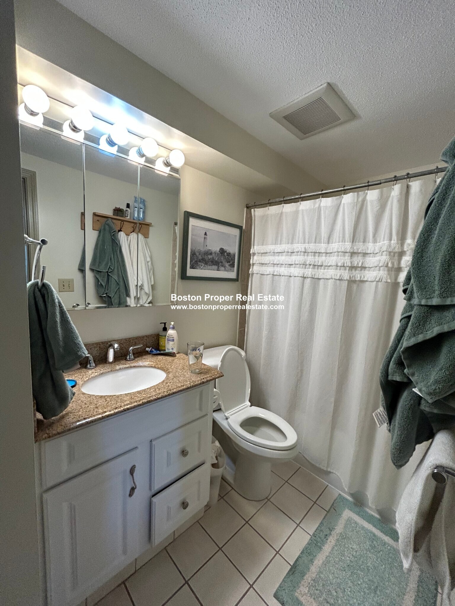 Building Photo - 108 Peterborough St