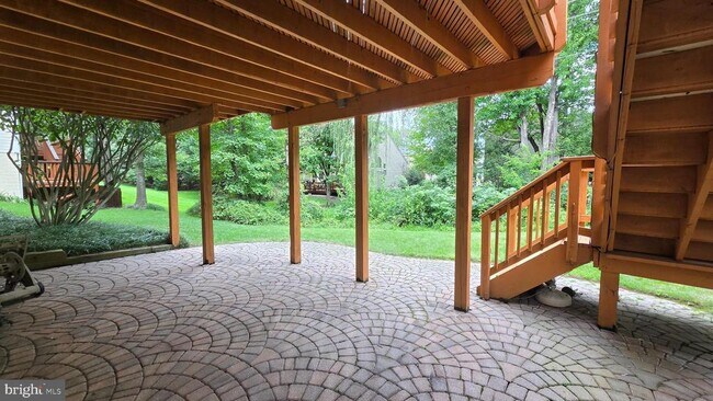 Building Photo - 7659 Shuttington Dr