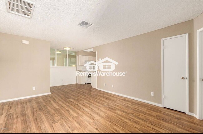 Building Photo - 4820 N 89th Ave