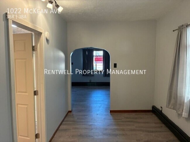 Building Photo - 1022 McKean Ave