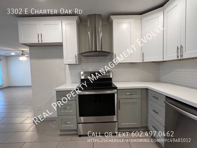 Building Photo - 3302 E Charter Oak Rd