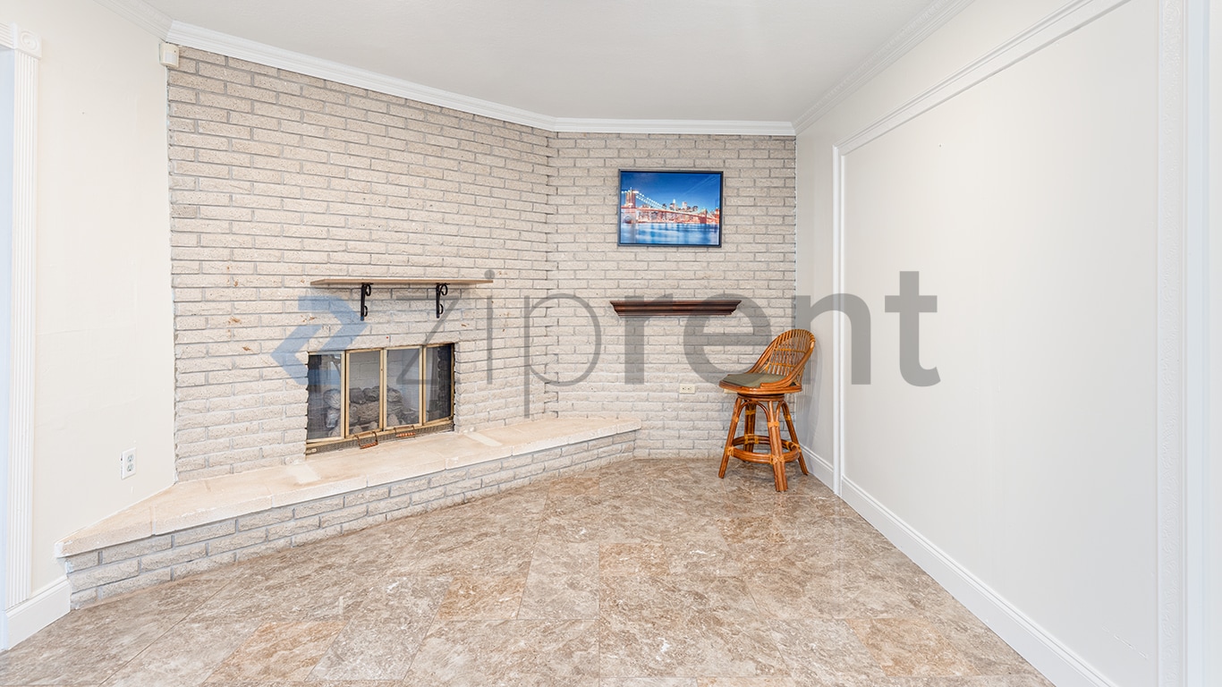 Building Photo - 6534 Precourt Dr