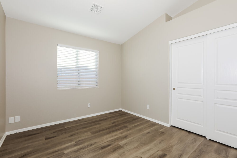 Building Photo - 3756 W Yellow Peak Dr