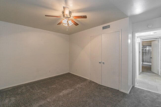 Building Photo - Charming Downstairs Apartment in the Heart of the Cultural District!