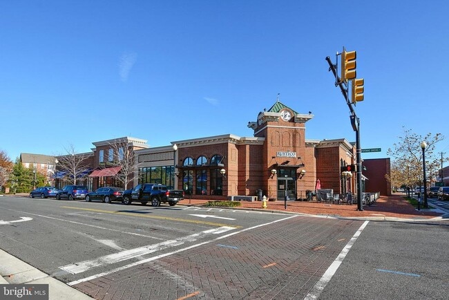 Building Photo - 1222 Main Line Blvd