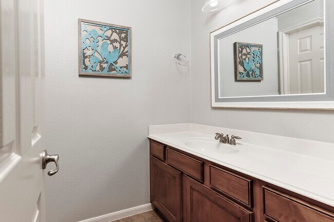 Building Photo - 43 Crocus Petal St