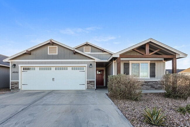 Building Photo - 4920 S 23rd Ave