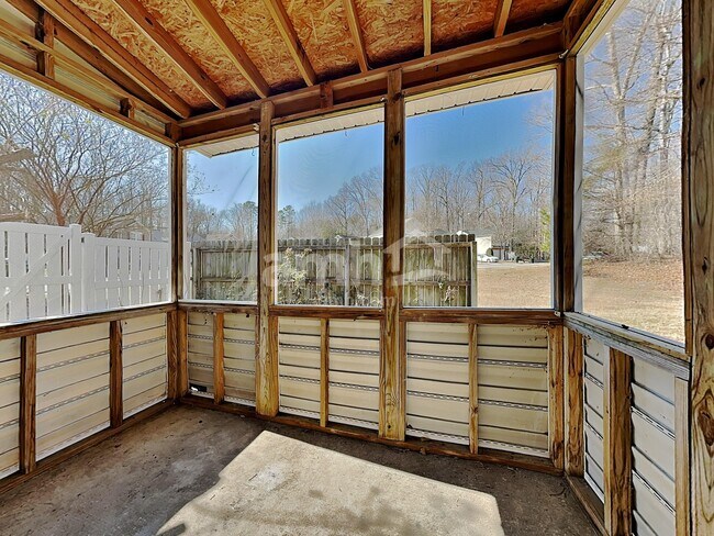 Building Photo - 5821 Arbaugh Ct