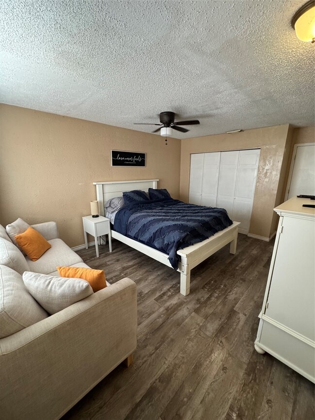 Building Photo - 15359 Falmouth Ave