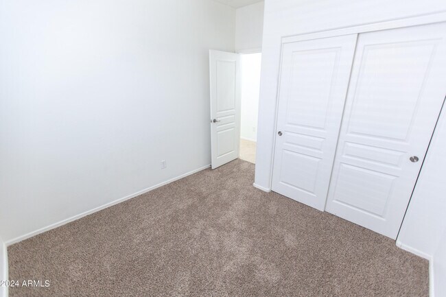 Building Photo - 21382 E Lords Ct