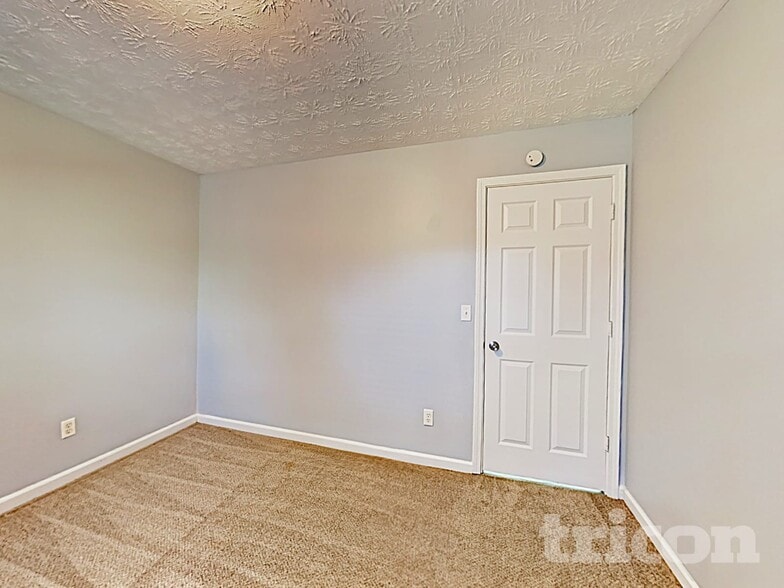 Building Photo - 99 Mallie Ct