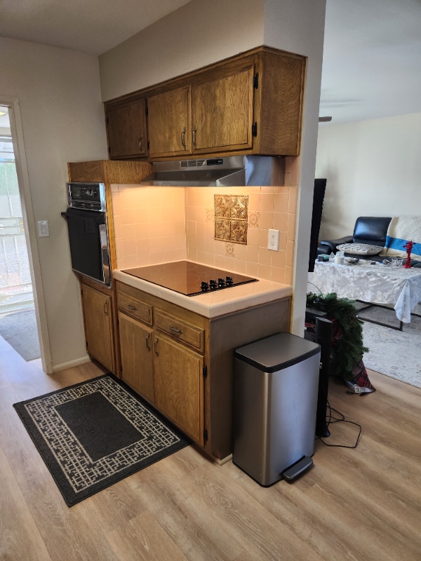 Building Photo - 10042 W Riviera Dr