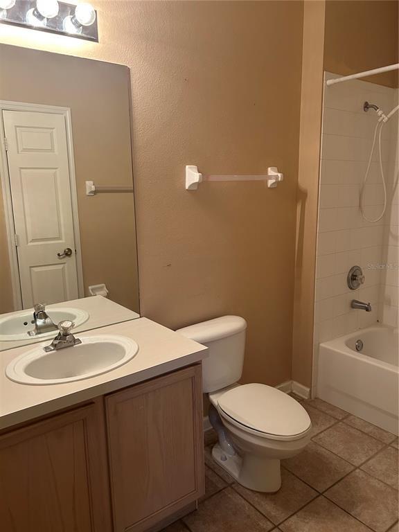 Building Photo - 3164 River Branch Cir