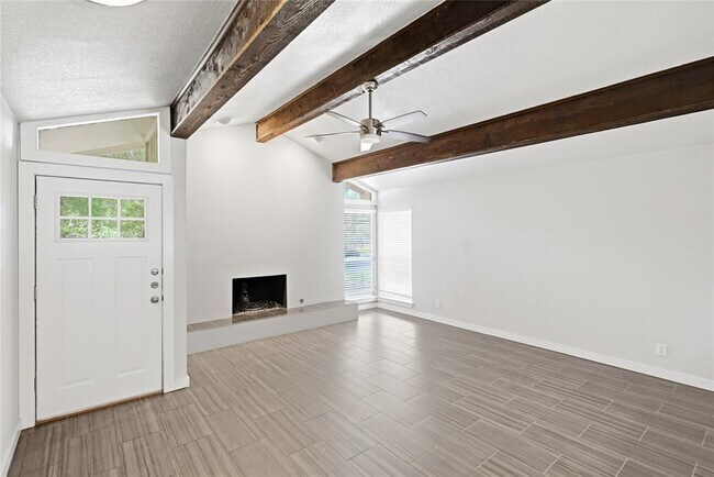Building Photo - 5503 Basswood Ln