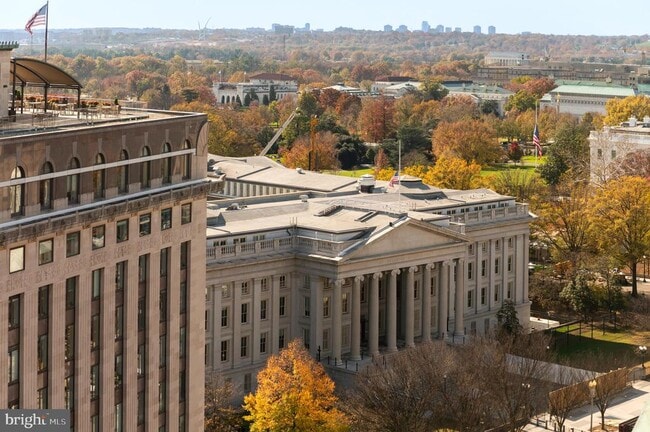 Building Photo - 1425 New York Ave NW