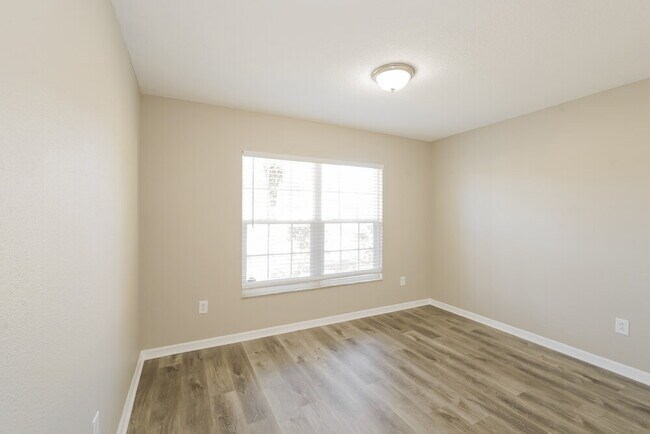 Building Photo - 34406 Smart Dr