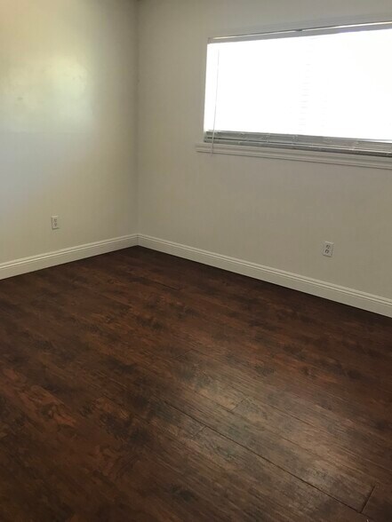 Building Photo - 7171 Chris Ave