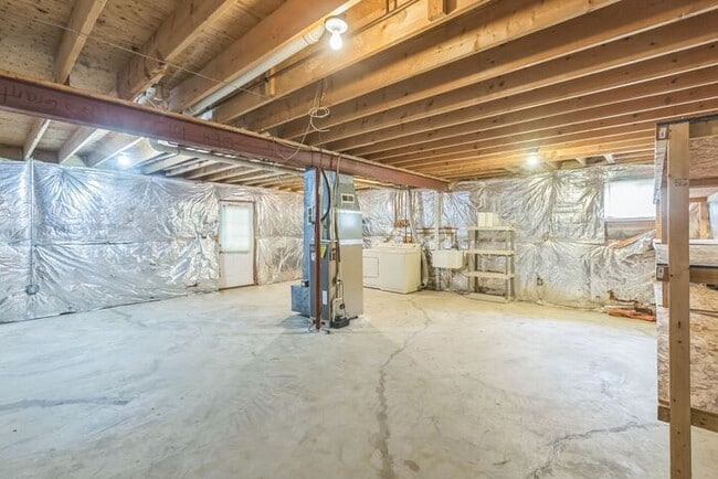 Building Photo - 45808 Meadowlark Dr