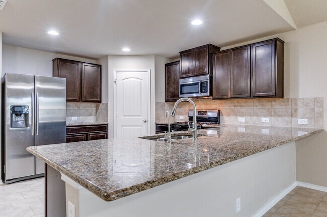 Building Photo - 15114 Cinnamon Teal