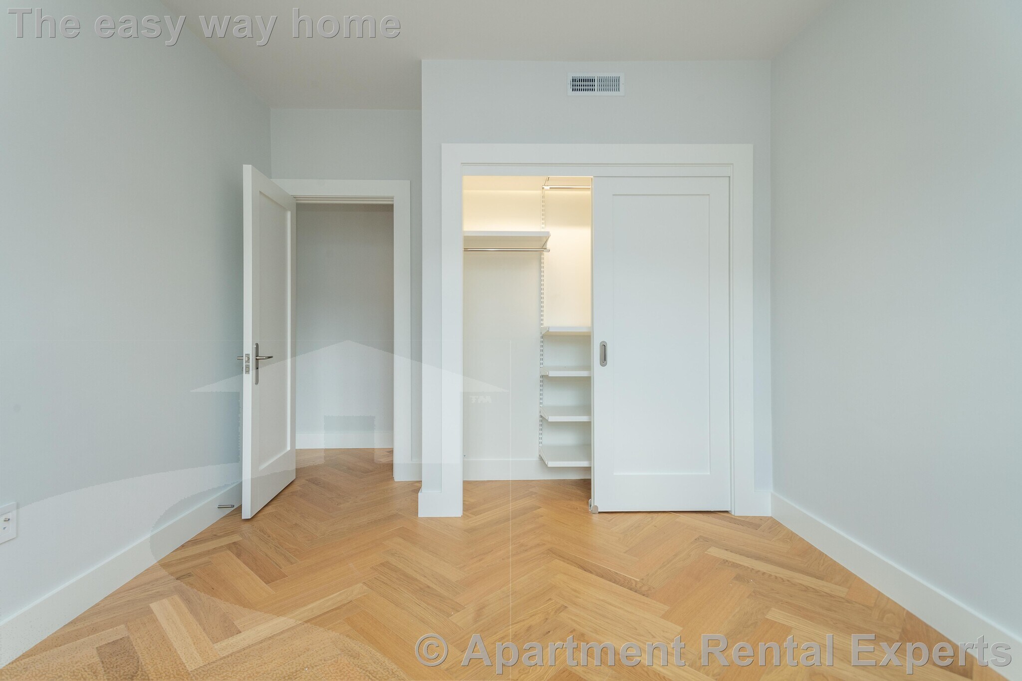 Building Photo - 18 Forest St