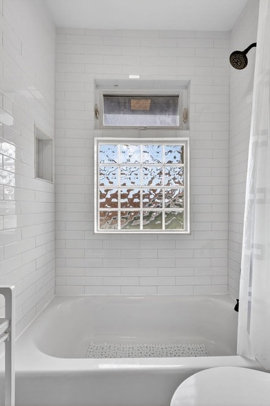 Building Photo - 412 El Prado