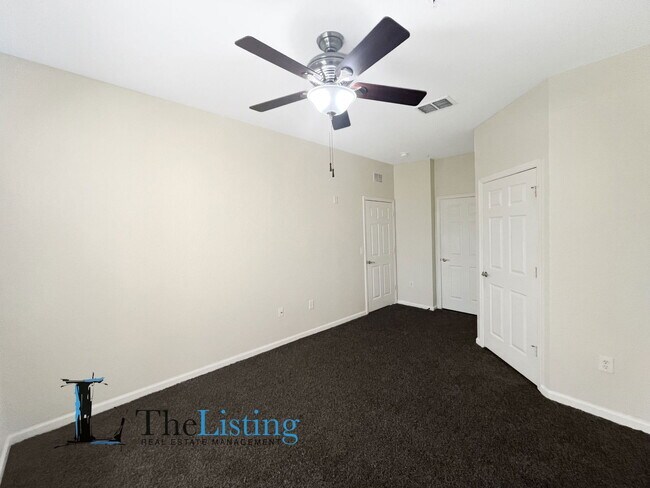 Building Photo - 8630 Buccilli Dr