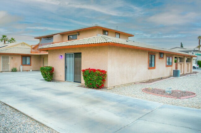 Building Photo - 32955 Canyon Vista Rd