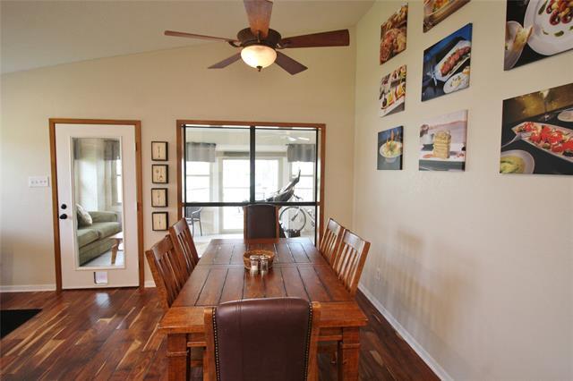 Building Photo - 18359 Hickory Cir