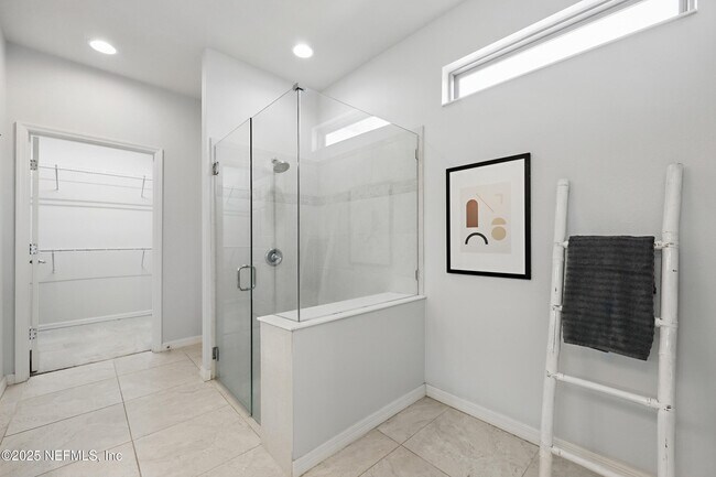 Building Photo - 225 Sweet Pne Trl